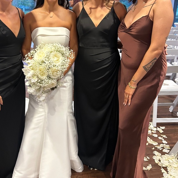 Azazie Shania - Picture 2 of 3